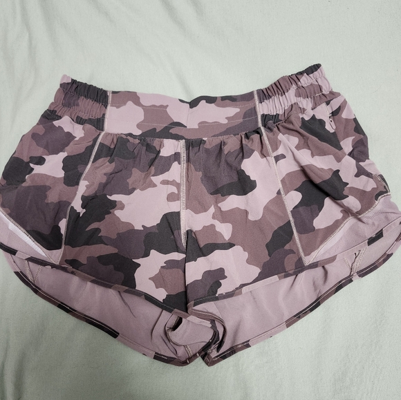 Lululemon athletic shorts - Picture 3 of 3